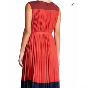 BCBGMaxAzria Dresses - NWT BCBG Adelaide Pleated Dress sz S BCBGMaxAzria Dresses - NWT BCBG Adelaide Pleated Dress sz S
